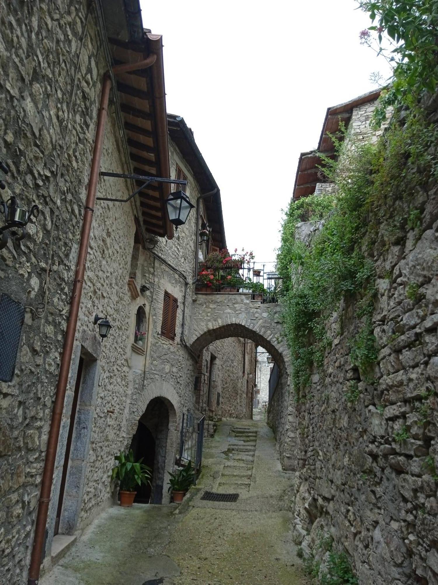 Casa Belvedere A Valle San Martino Di Spolète Extérieur photo